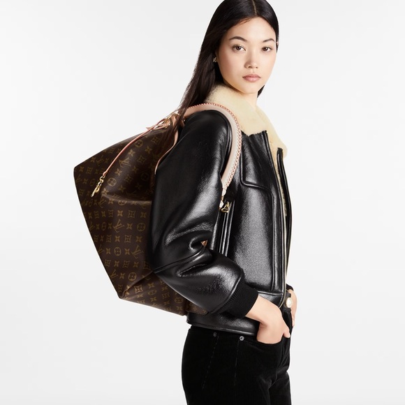 Louis Vuitton Artsy MM - Picture 13 of 13